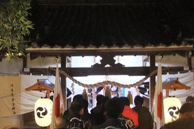 行く年来る年
