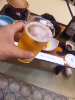 夕飯では…