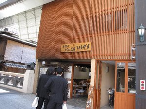 是非、カメラ片手に・・・！