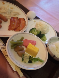 朝ごはん…