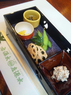 貴船の川床料理で…