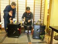 東大寺⇒点茶体験へ 2011/04/03 17:10:58