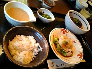 今日のランチ☆は仙人のおうちで