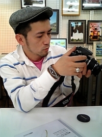 某F田カメラさんで