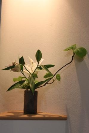 生け花を・・・