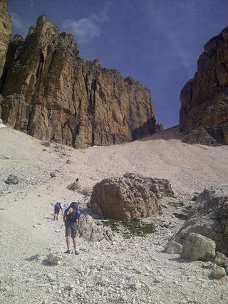 登頂！PORDOI 2,950M