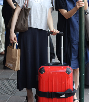 彼女と