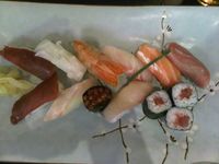 たまにはお寿司でも 2011/06/19 06:21:54