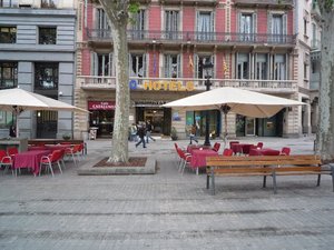 Spainにて