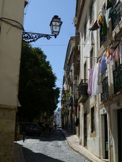 Lisbon FADO と Alfama