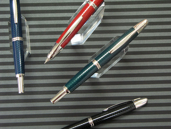 【限定販売品】　キャップレス万年筆　絣（かすり）