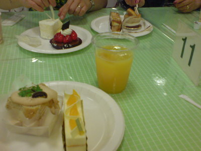 ケーキバイキング