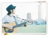 輪.コムvol.13ライブ出演者様ご紹介　《　　　鈴木健太郎　　　　》