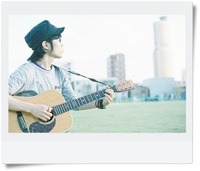 輪.コムvol.8ライブ出演者様ご紹介　《　鈴木健太郎　　》