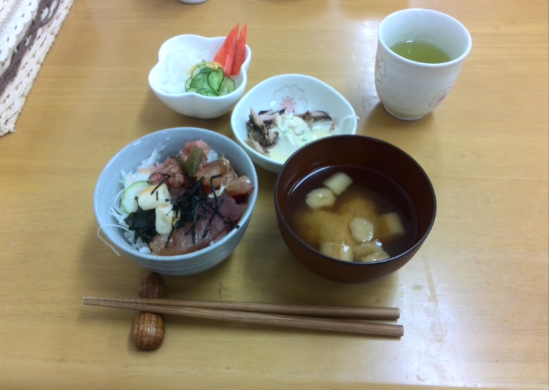 本日のお昼ご飯