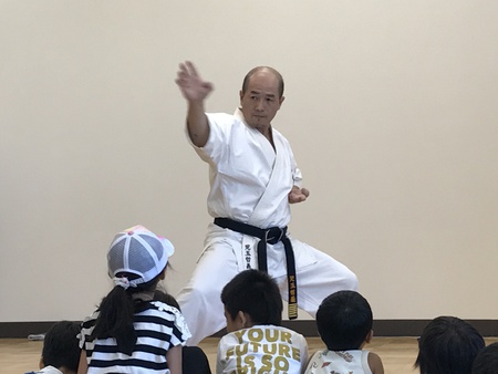 空手演武・体験会 Karate demonstration