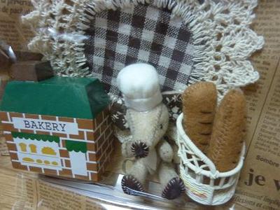 ３名の作家さん達の作品です。