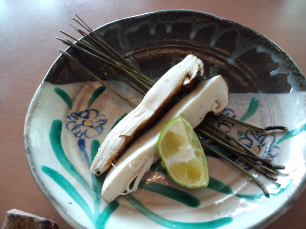 すし　　乾山　　さん　　で　ランチ　☆