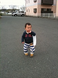 寝てる間にコソコソ・・・・・・ 2010/04/09 21:06:57