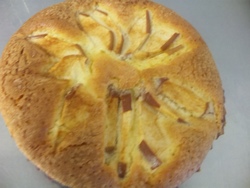 おやつのケーキ
