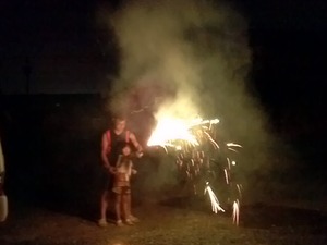 プール、薪、網戸、花火
