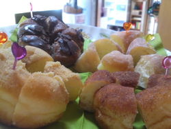 Ｃａｎｄｙ　Ｄｏｎｕｔｓ