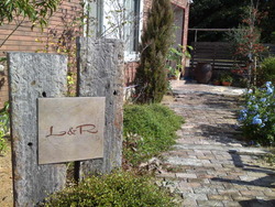 Ｌ＆Ｒ