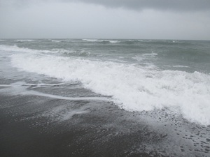 ２０１４／１０／２２朝サーフ、雨